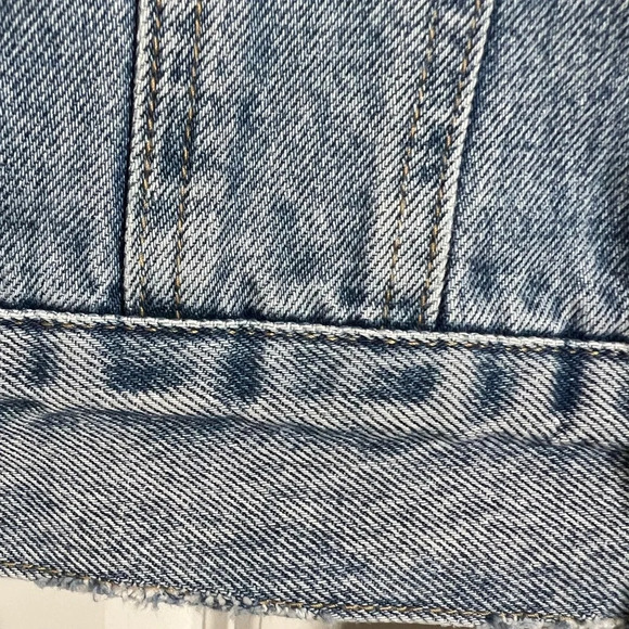 Blank NYC Traffic Jam Denim Jacket Raw Hemline - Picture 4 of 7